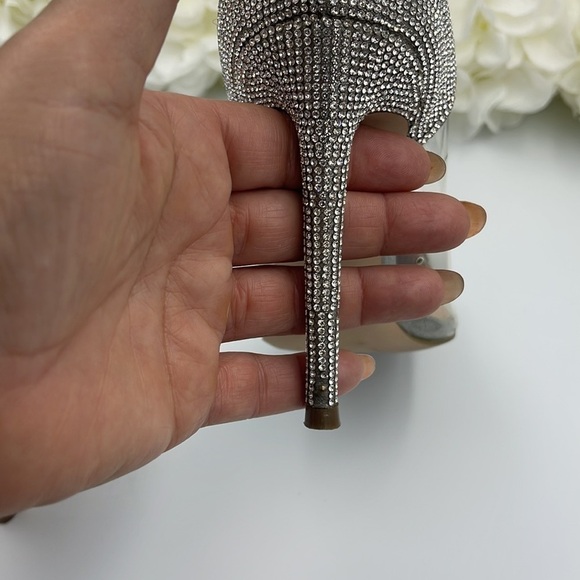 STEVE Madden clear and Rhinestones 4” heel shoes. Size 8.5 - Picture 8 of 10